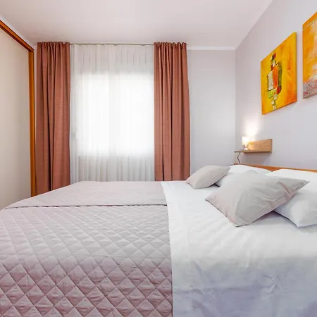 Apartment Matea With Terrace Zadar